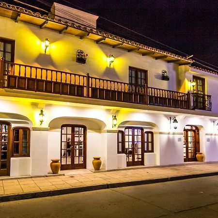 Hotel Asturias Cafayate Extérieur photo