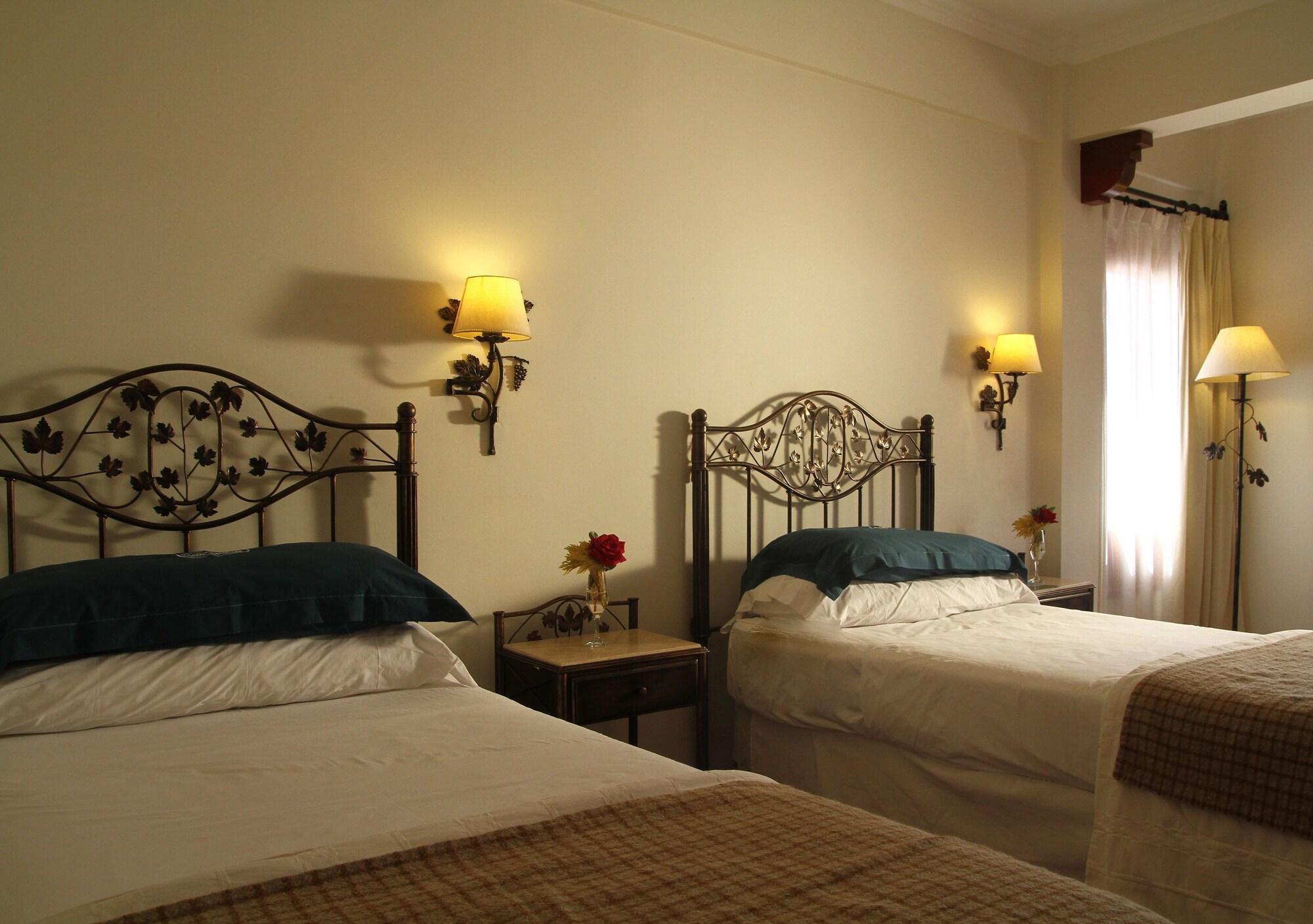 Hotel Asturias Cafayate Extérieur photo