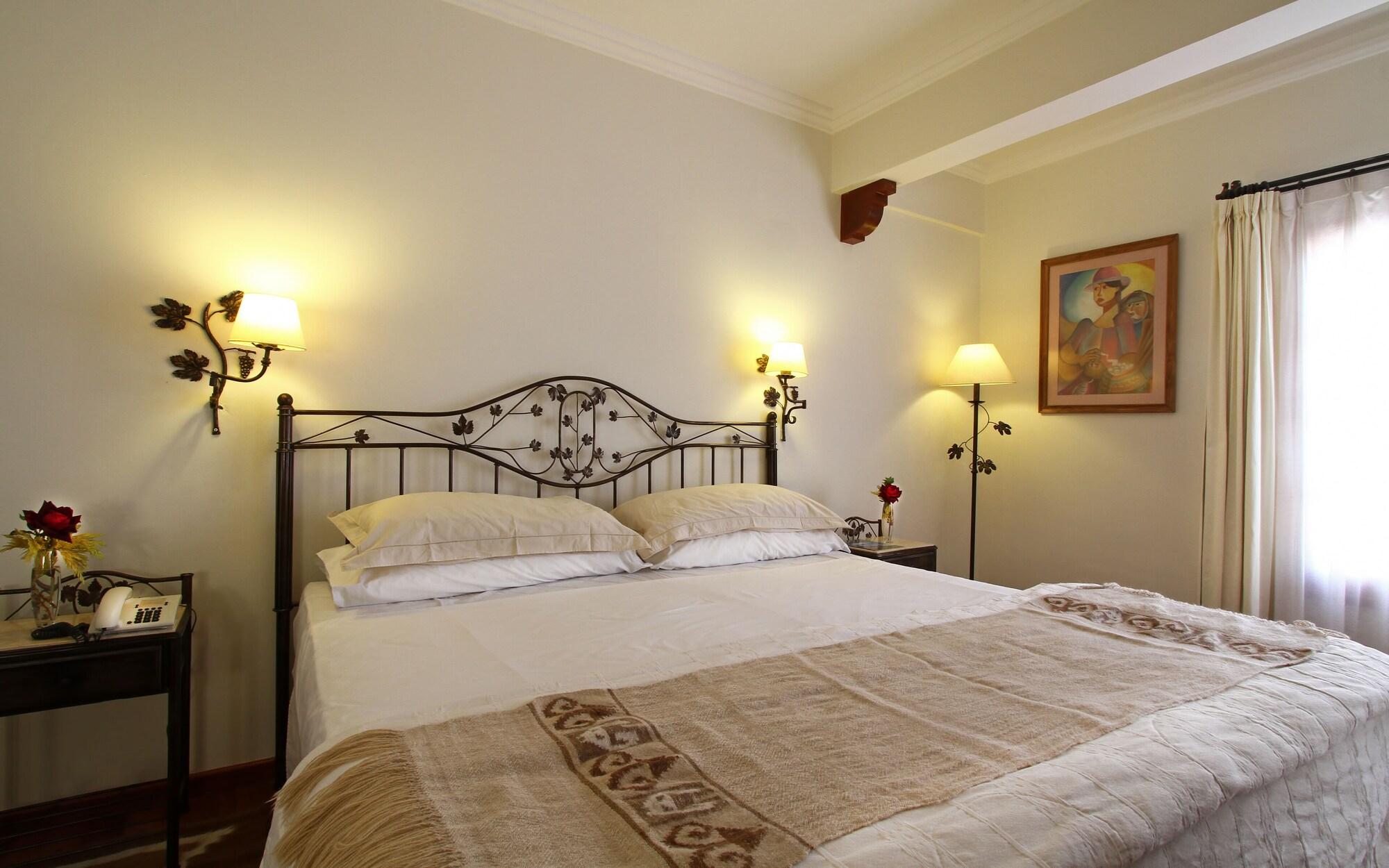 Hotel Asturias Cafayate Extérieur photo